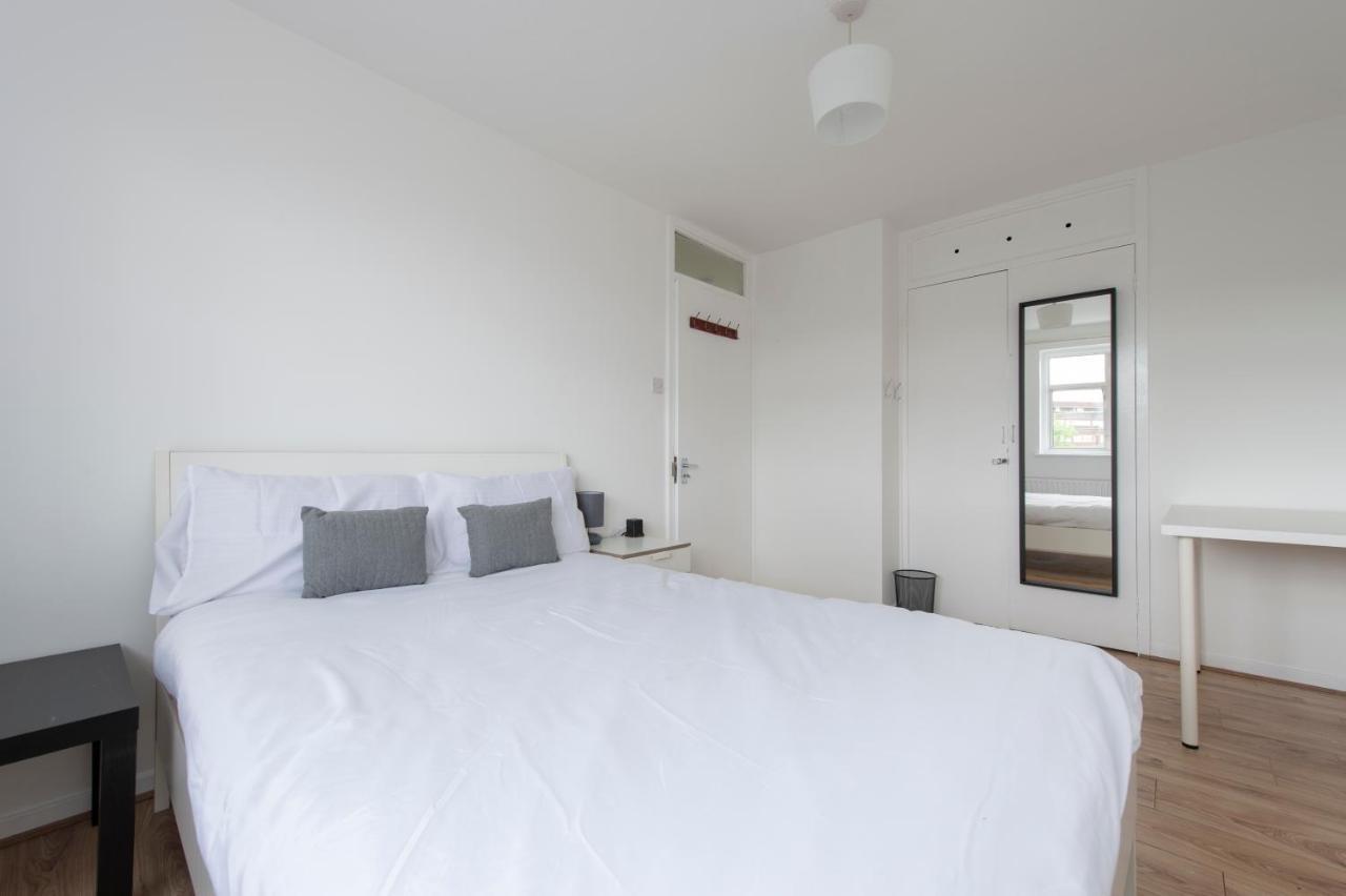 Apartment Modern Luxury By Mile End *