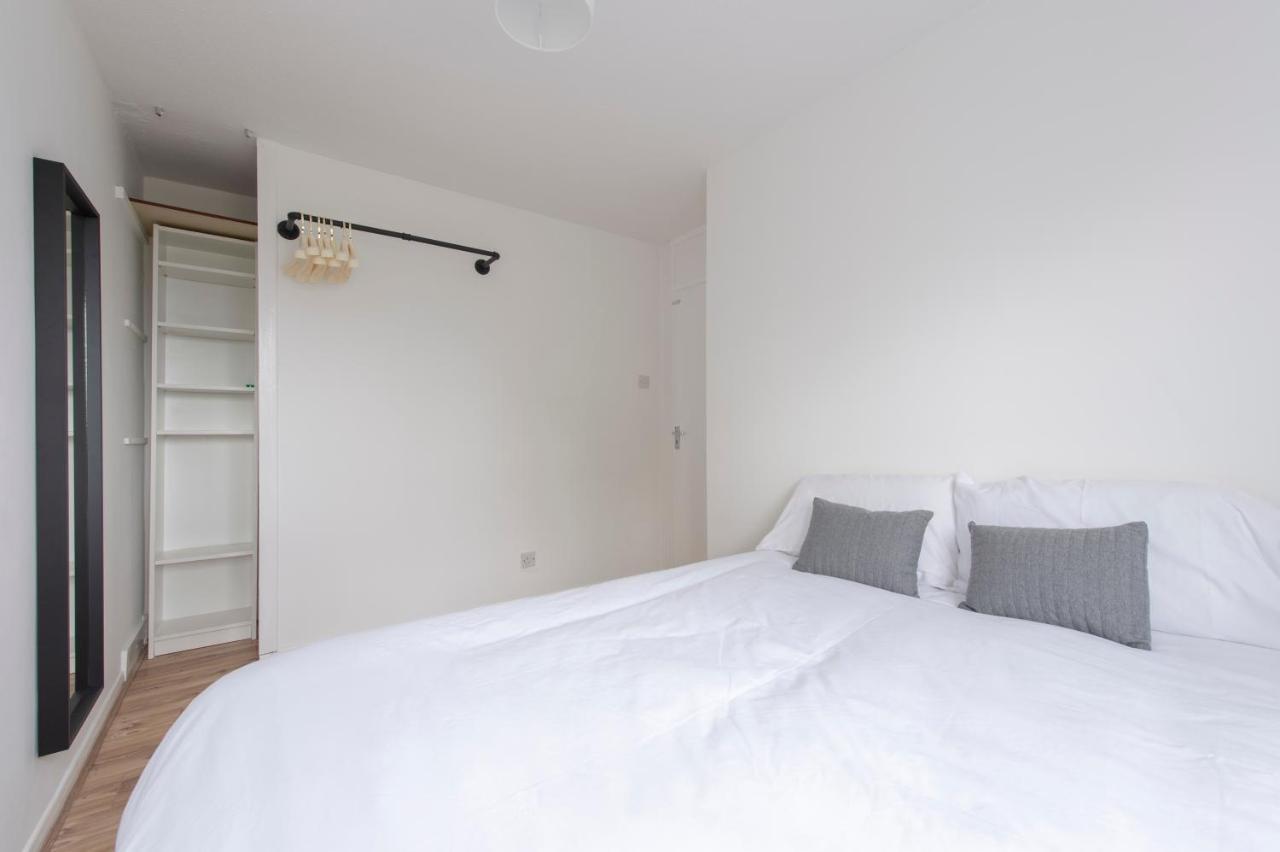 Modern Luxury By Mile End