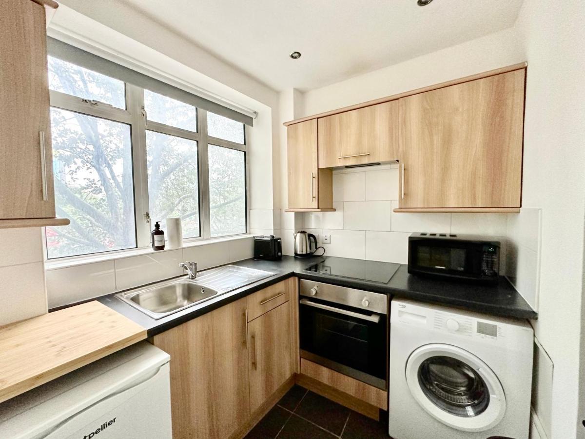 Apartment Modernist Studio In Fitzrovia