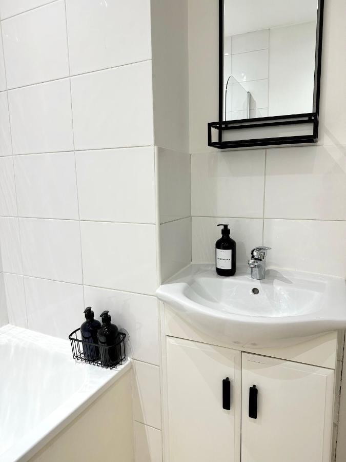 Apartment Modernist Studio In Fitzrovia