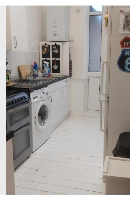 Hospedagem domiciliar Centrel To Single Bed Quiet With Host And Breakfast