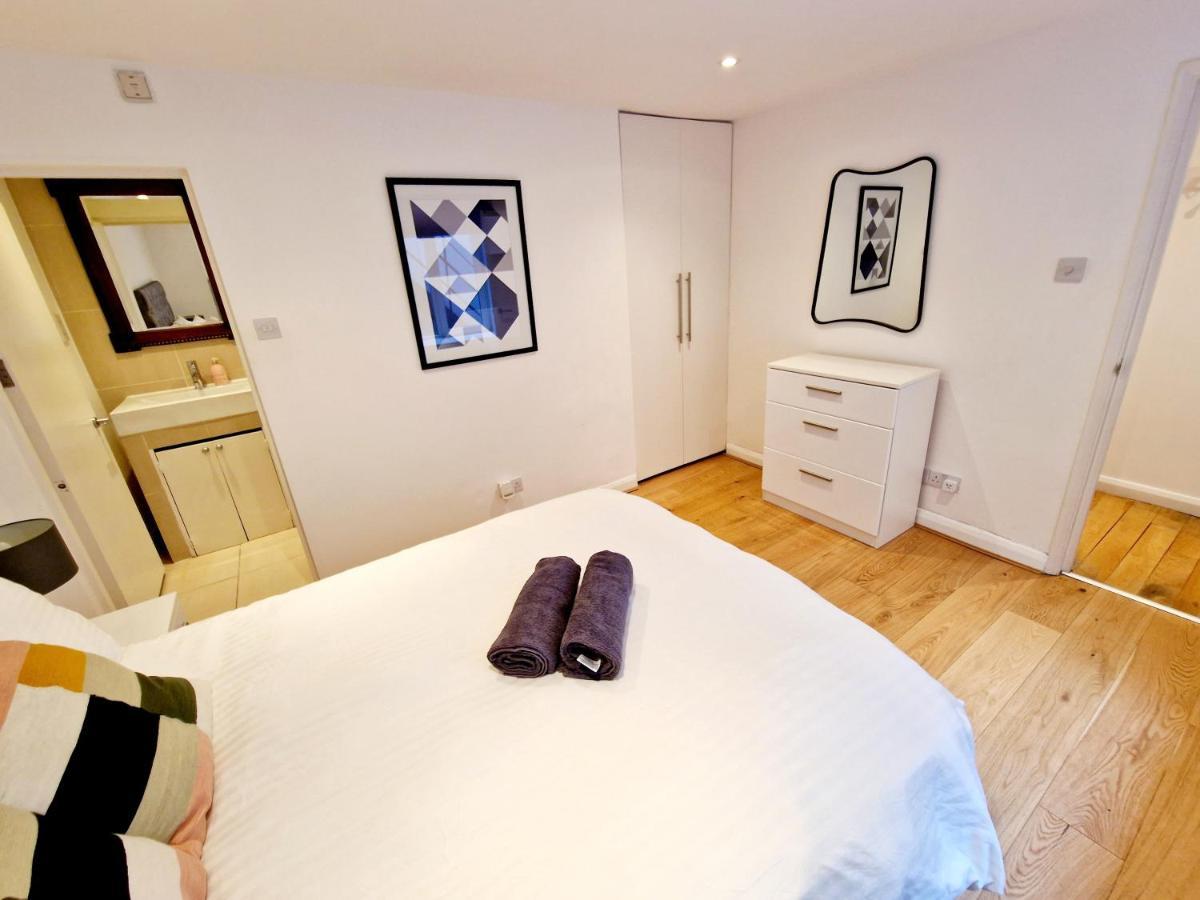 Beautiful Hyde Park Flat By Lancaster Gate Station With Private Back Patio Apartment *