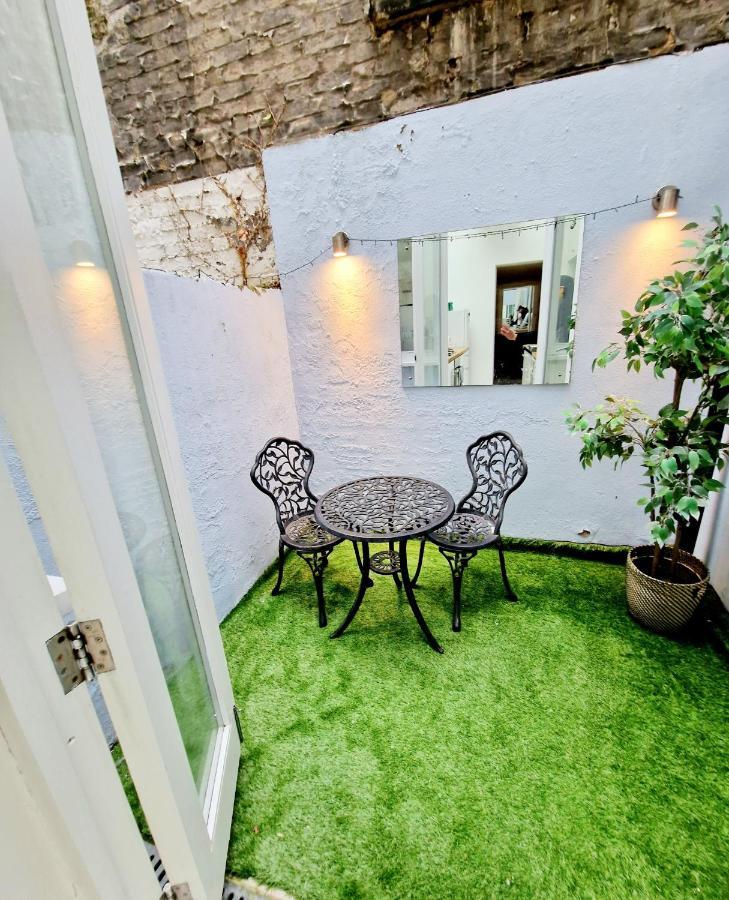 Apartment Beautiful Hyde Park Flat By Lancaster Gate Station With Private Back Patio *