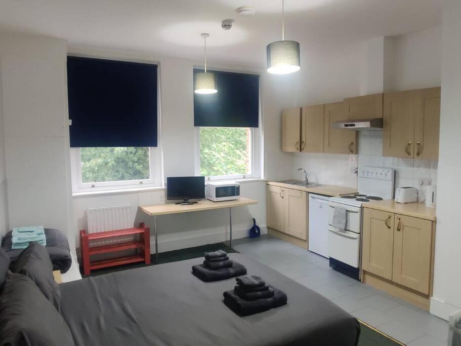 Apartment Relaxing Finchley Road Studio London
