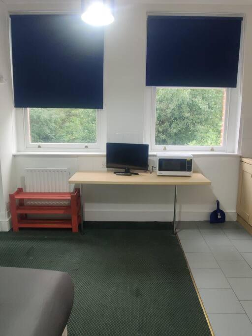 Relaxing Finchley Road Studio Apartment