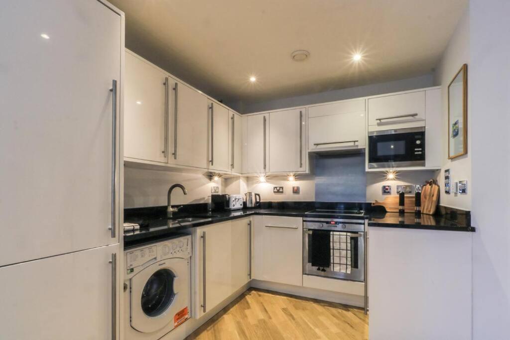 Glamorous Central Apartment