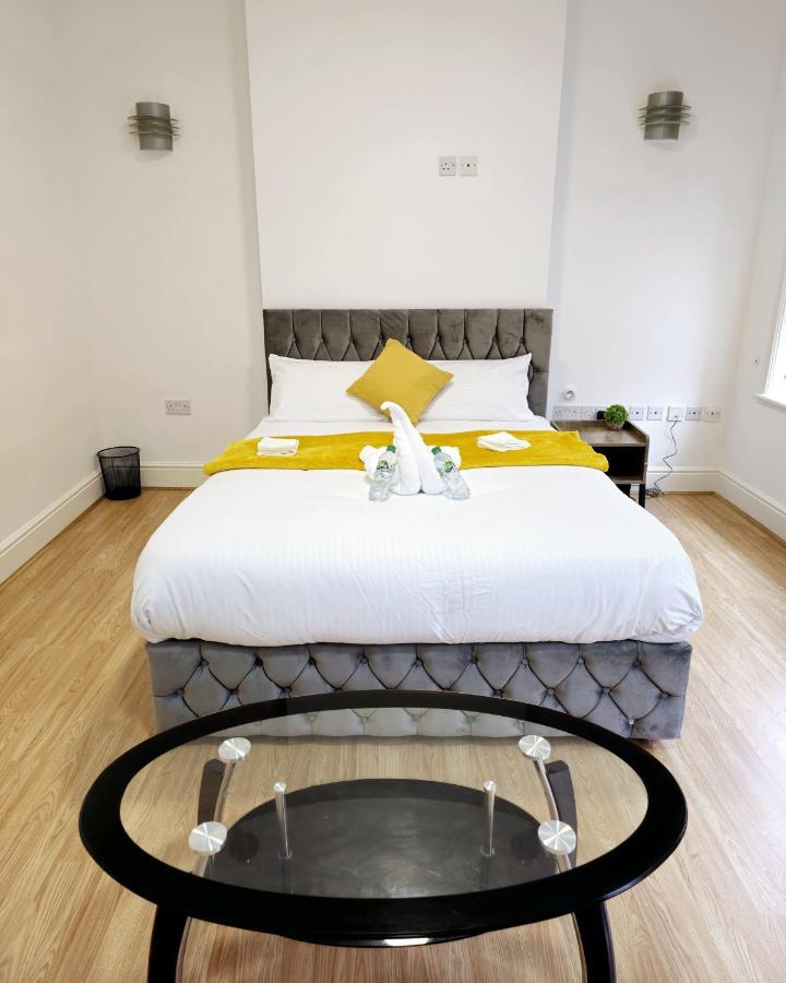 The Private In Paddington *