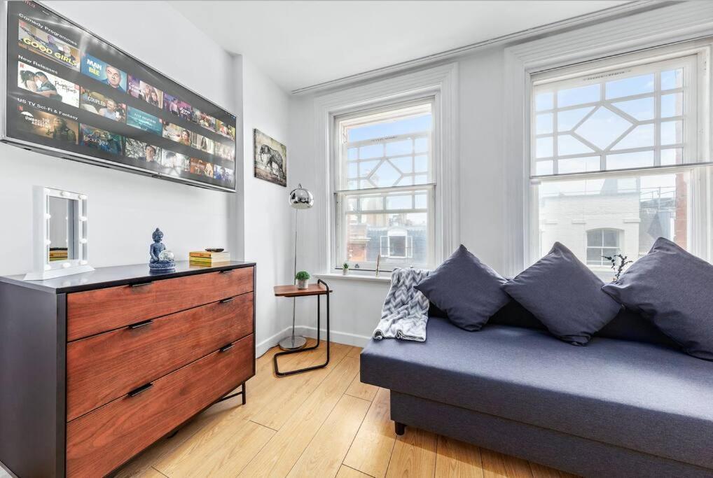 Stylish Piccadilly 1 Bedroom Flat In Vr2 Apartment *