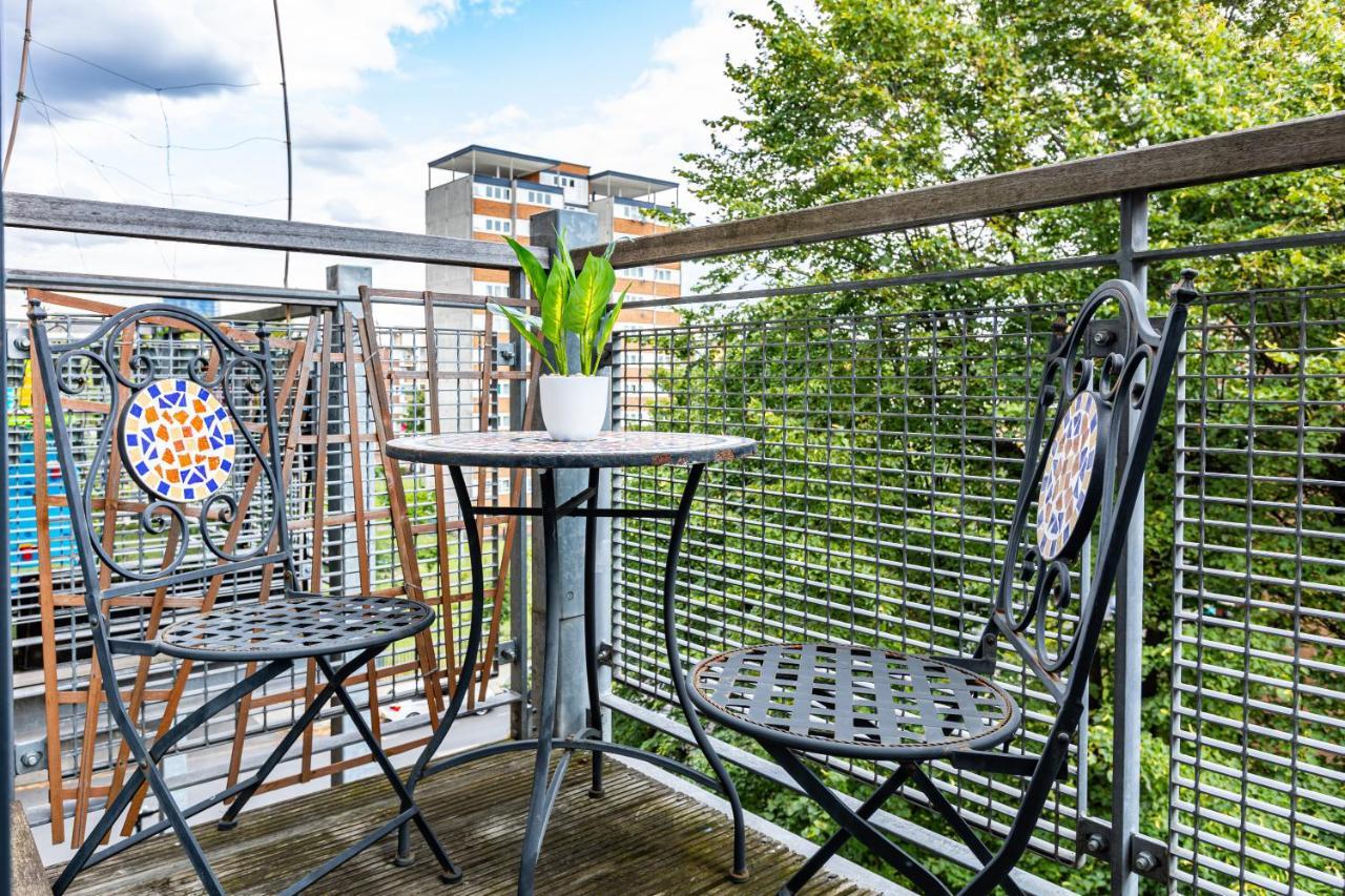 Bright 1br In Stockwell * London