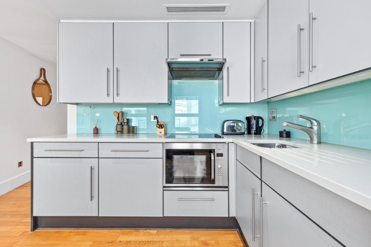 Piccadilly,stjames,mayfair In Heart Of Hy17 Londres
