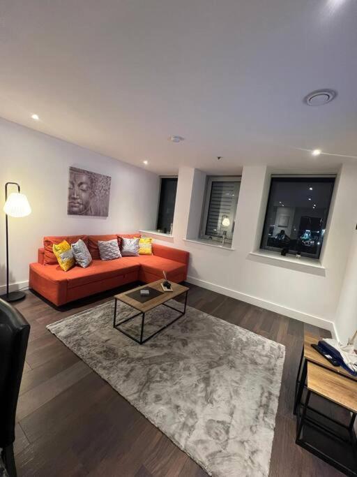 Apartamento Lovely Sleep 8 Flat 20 Mins Bp153 Londres