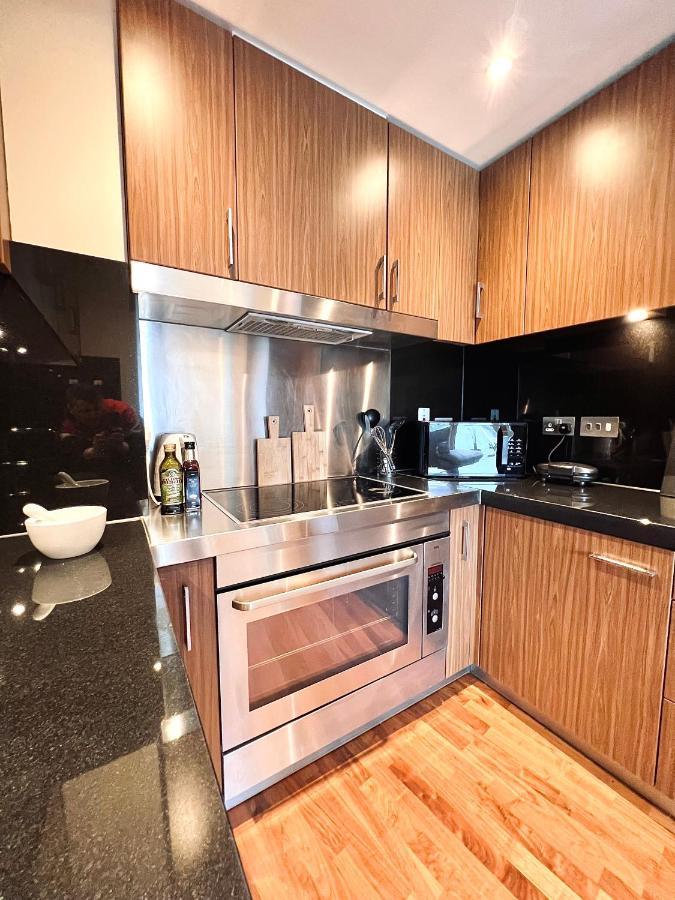 Fairmont Avenue E14 9pq Apartment *