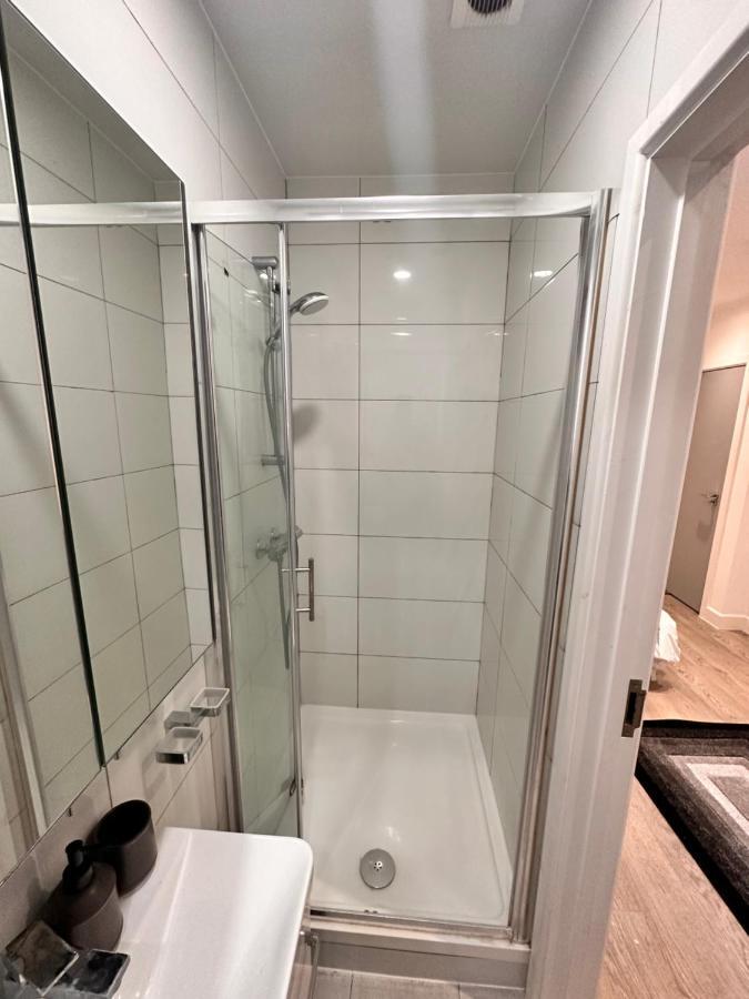 Guest house Double And Single In Bromley By Bow *