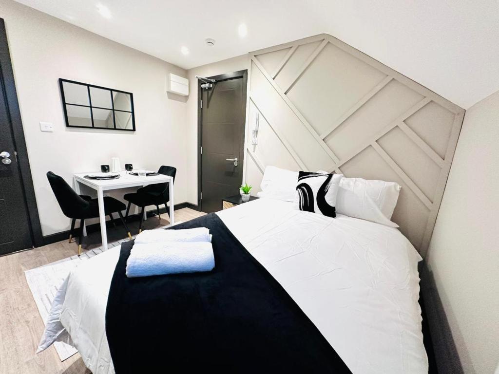 1 Like A Aparthotel