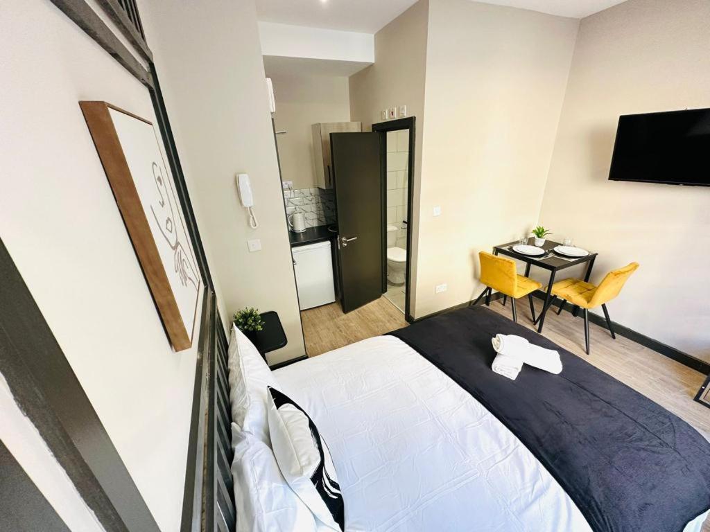1 Like A Aparthotel *