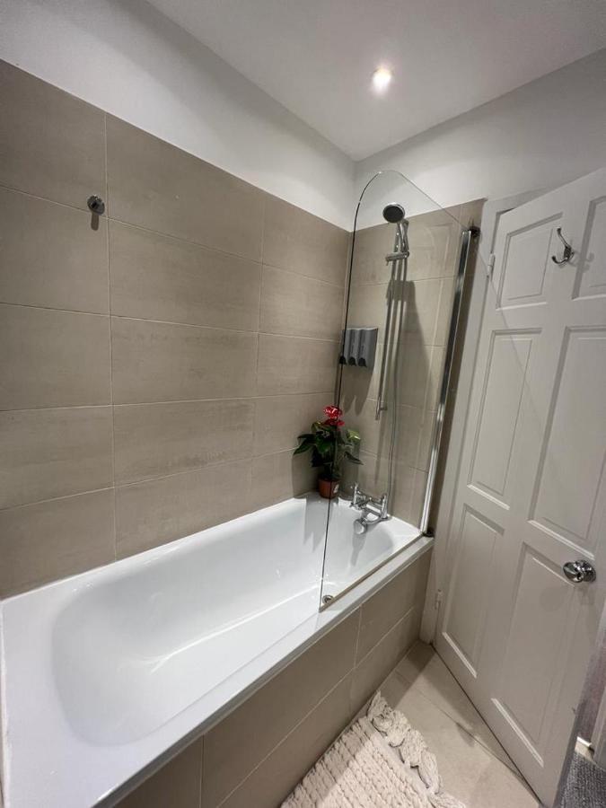 Chic Flat In Sw6 * London