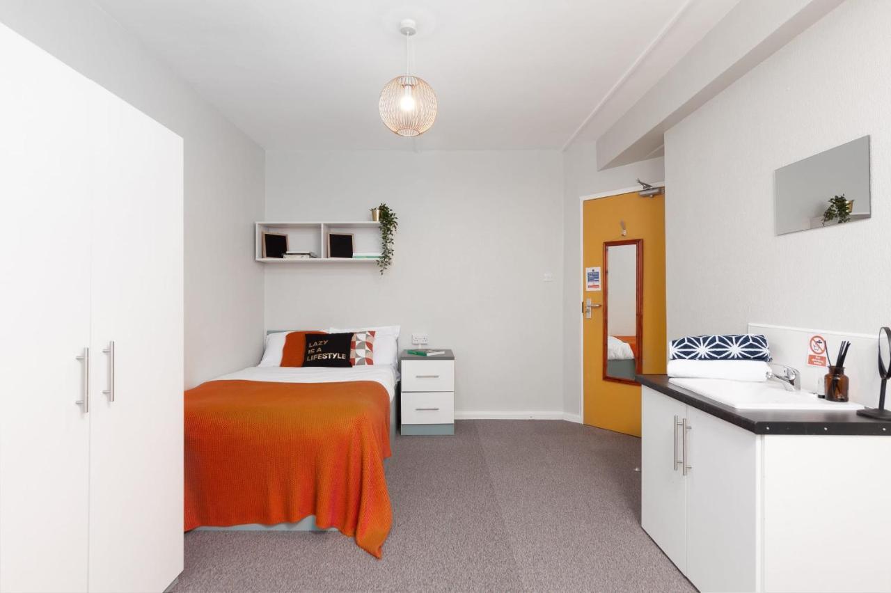 Hostel Lovely Bright With Shared Facilities