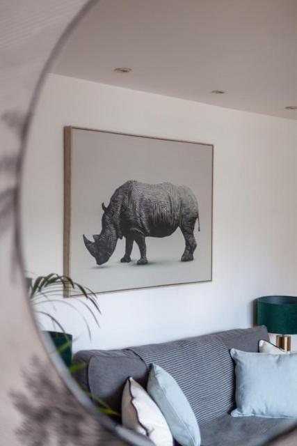 Hub Townhouse Apartment London
