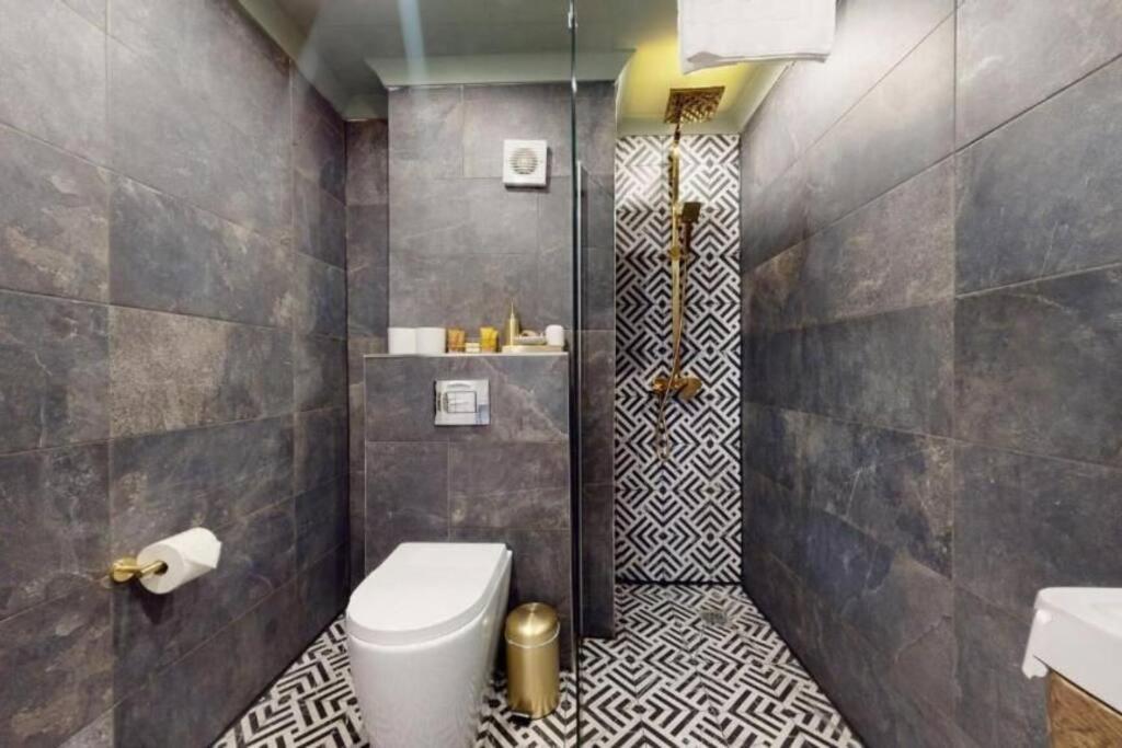 Apartamento Stunning Hyde Park With Private Balcony & Lift Elevator Access Londres