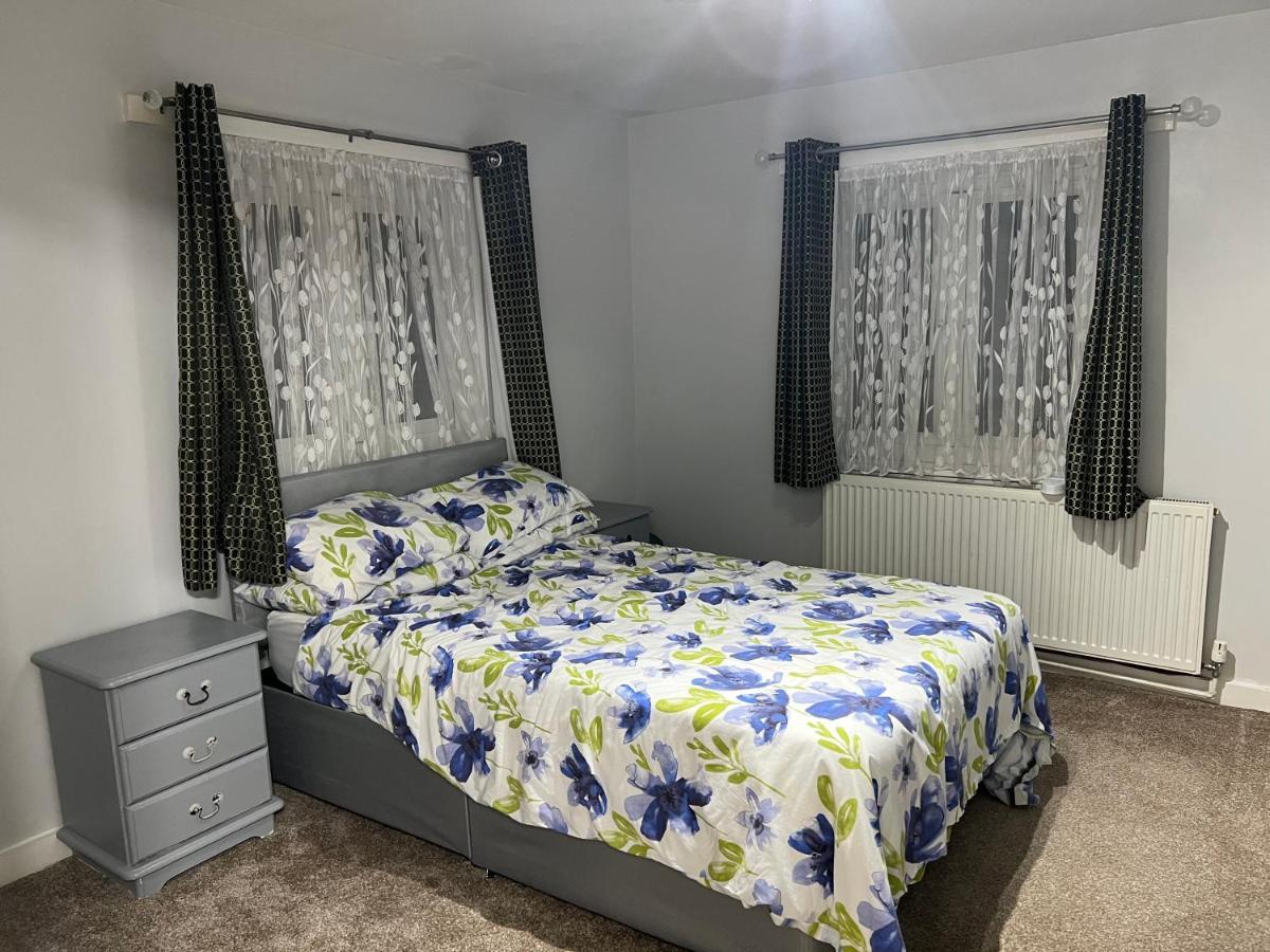 Cosy 2 Bedroom Flat Apartamento Londres