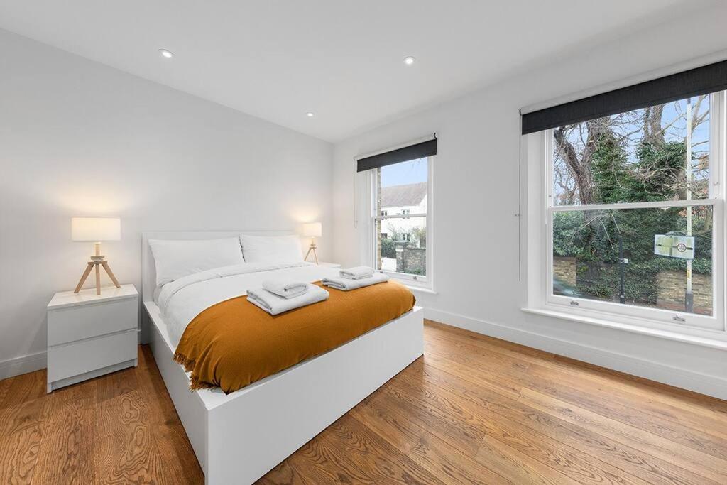 Flourish - The Annex - Dulwich Village Apartment
