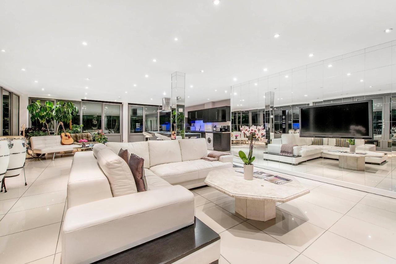 The Skyline Penthouse *