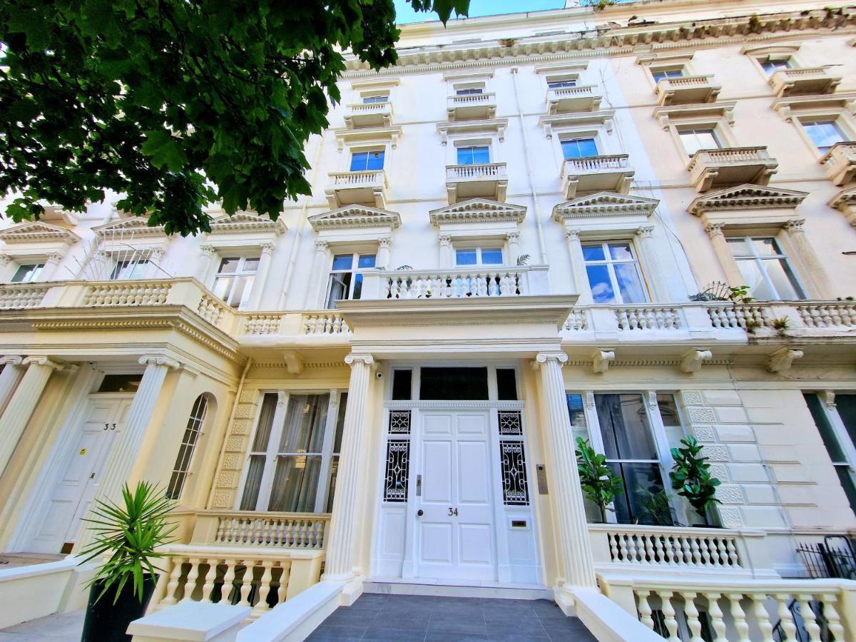 Stunning Hyde Park Home, Ground Floor Maisonette, Duplex, Near Tube Metro Stations Apartment London
