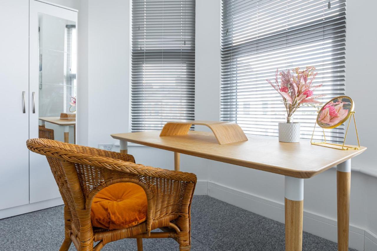 Apartment Spacious 3br House, 8 Min Kensal Green, Nw