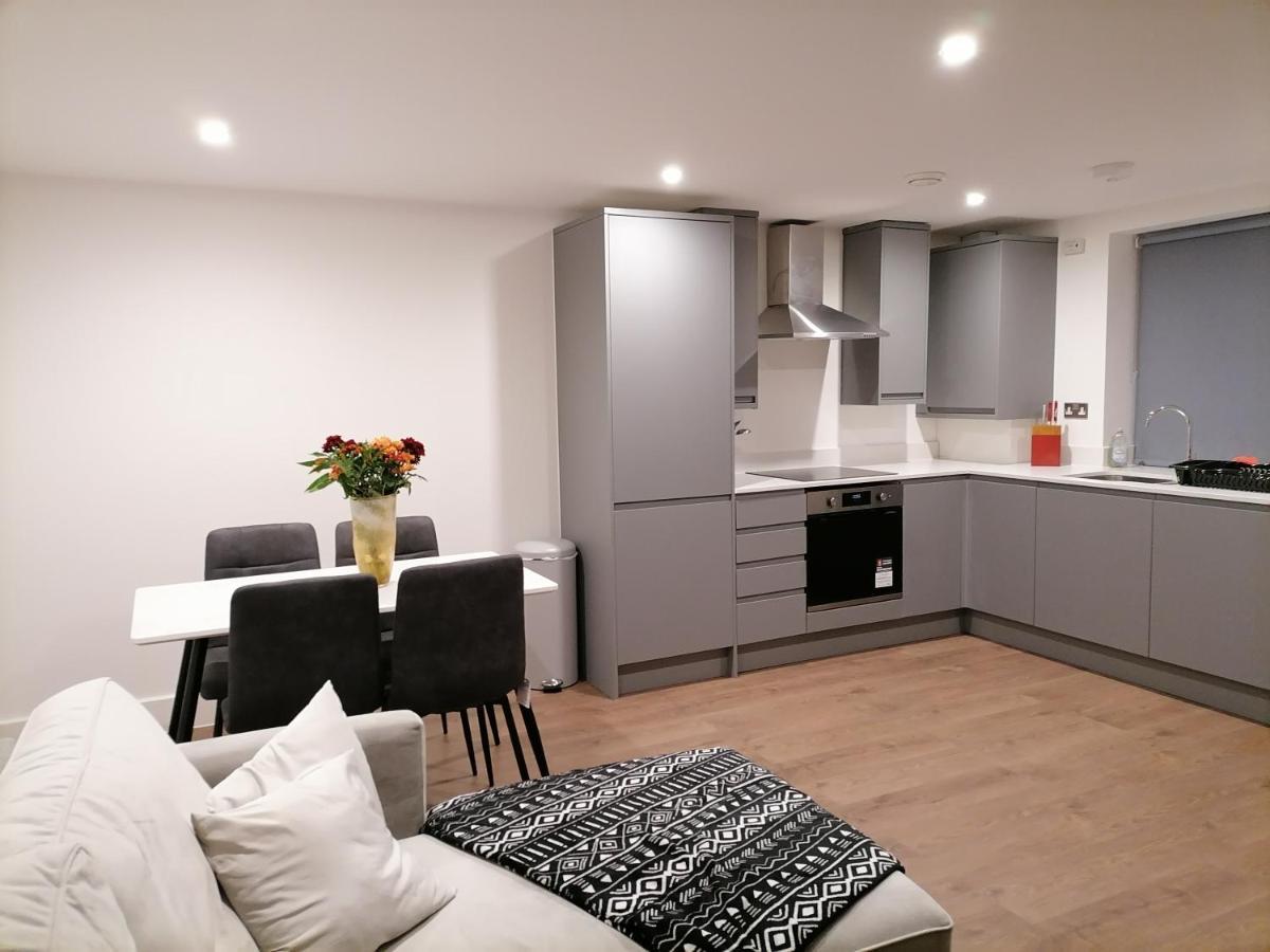 Hemans 0.8 Apartment London