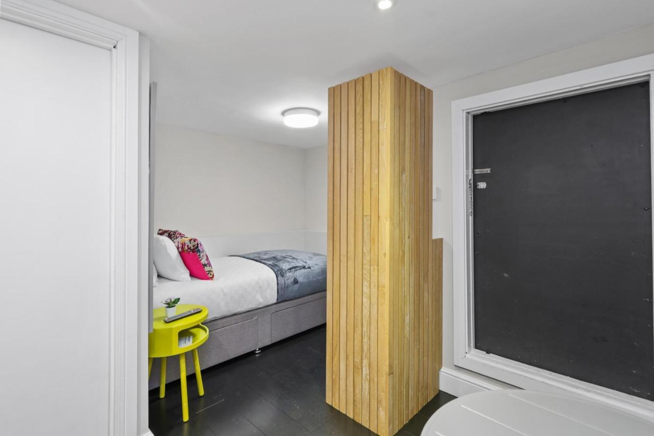 Unique Single Occupancy Apartment *