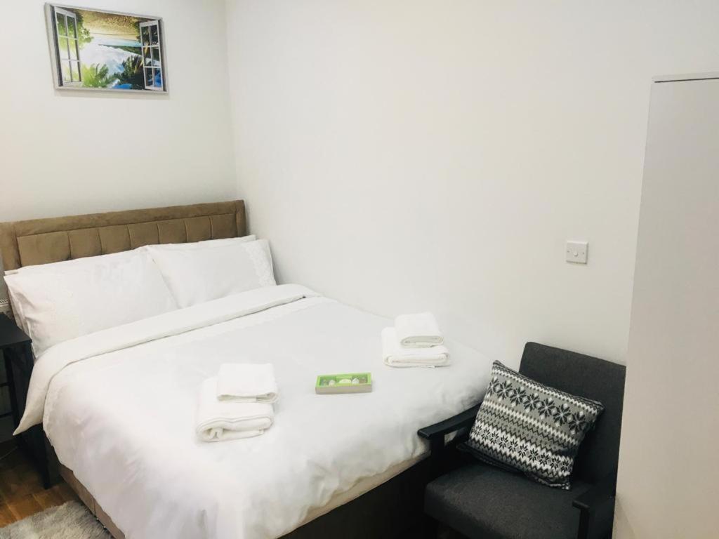 Grand Bleu - - Next To Piccadilly Line Tube Station & Brand New Facilities 4*