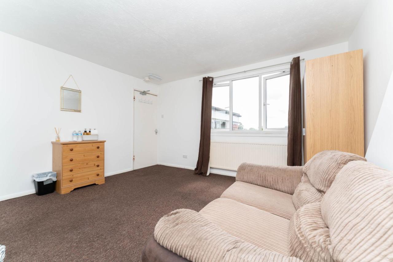 Bed & Breakfast Move Estates - Multiple London