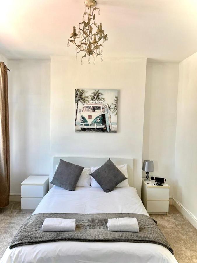 Canary Wharf Holiday Hotel London