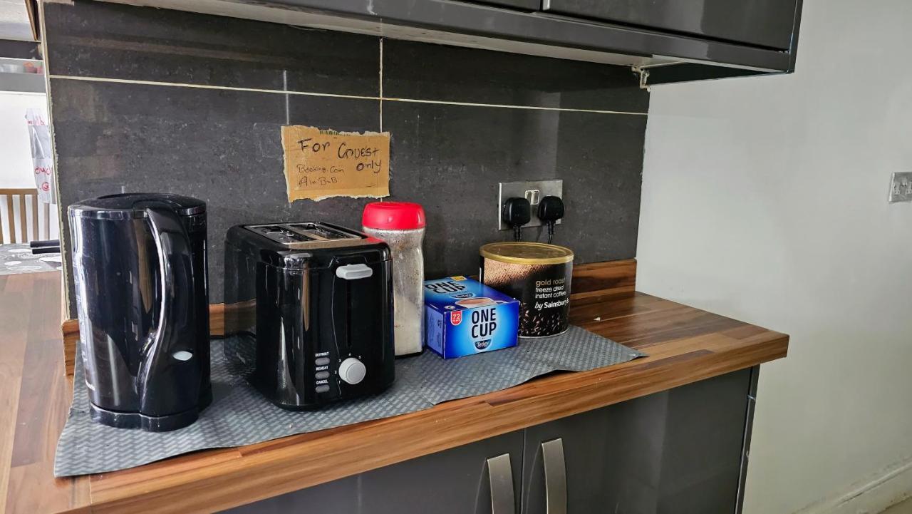 Affordable Private In Wembley Homestay *