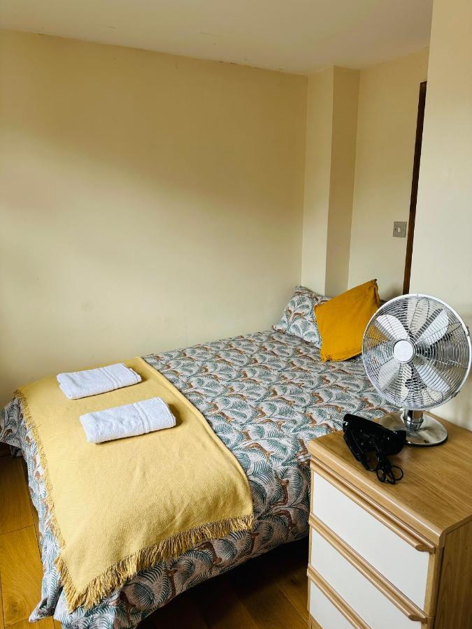 Mackenzie Apartment London