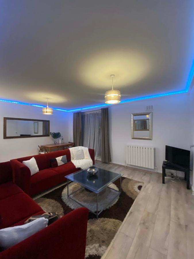 Apartment In - 24 7 Security *