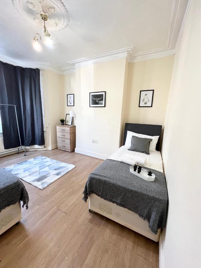 Privatunterkunft Stunning House In London