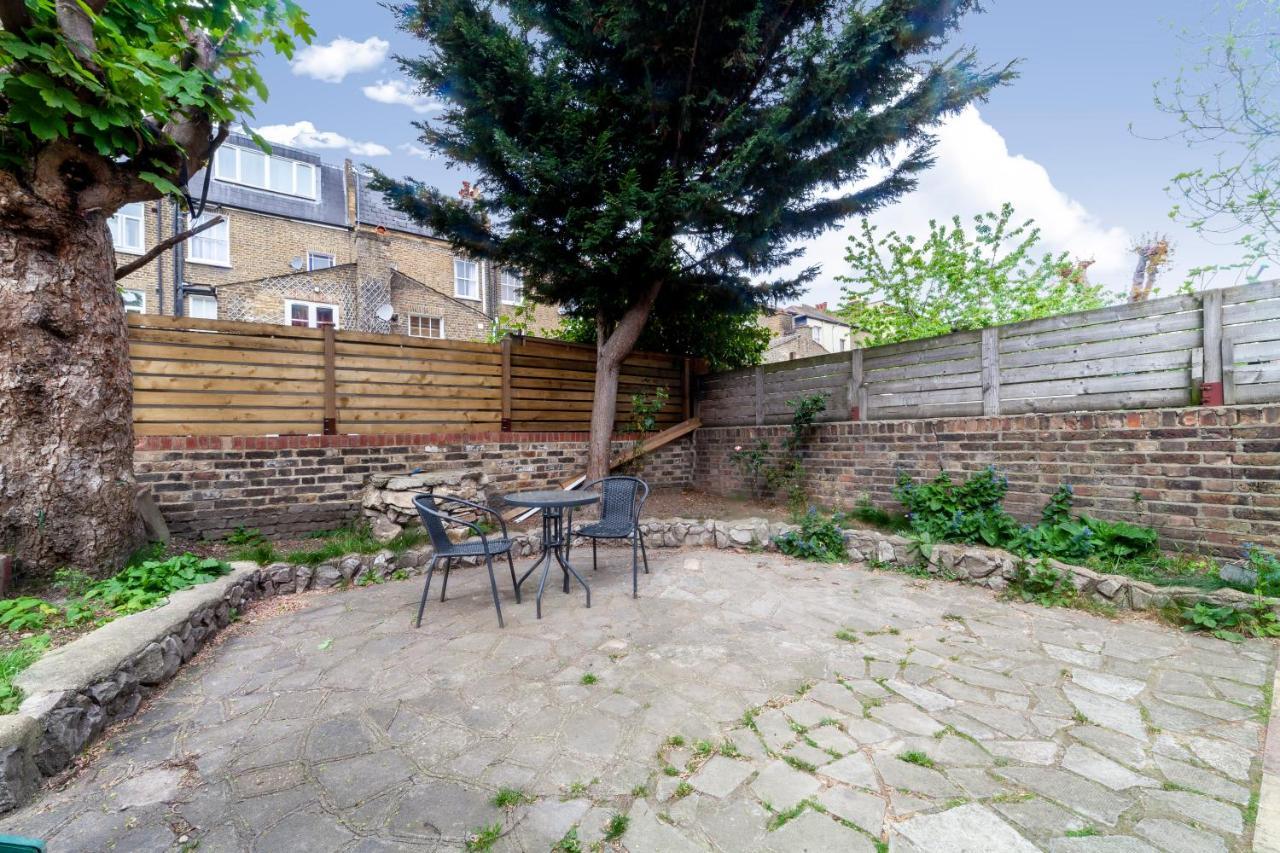 Bright 1 Bedroom Wpatio, Next To Westfield Centre * London