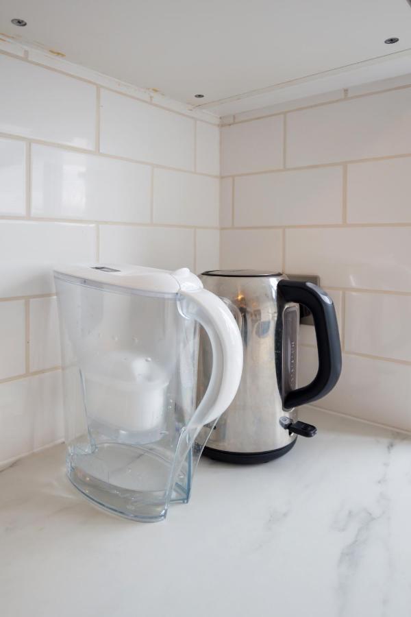Stylish And Cosy 1 Bdr Apt, Ealing Broadway Apartment London