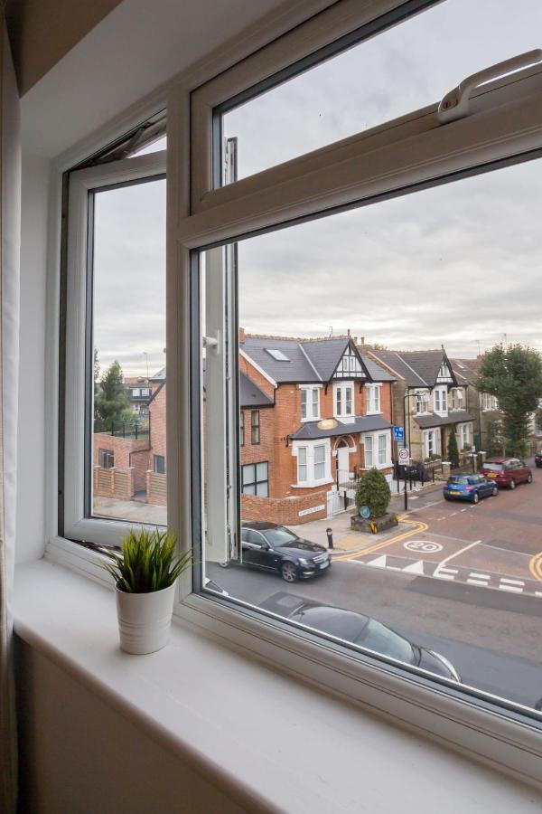 Stylish And Cosy 1 Bdr Apt, Ealing Broadway Apartment