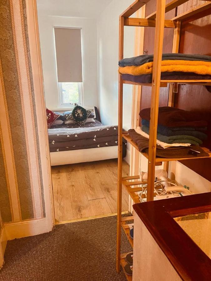 Gasthof Luxury Extra Large Double Bedroom Near The St Street