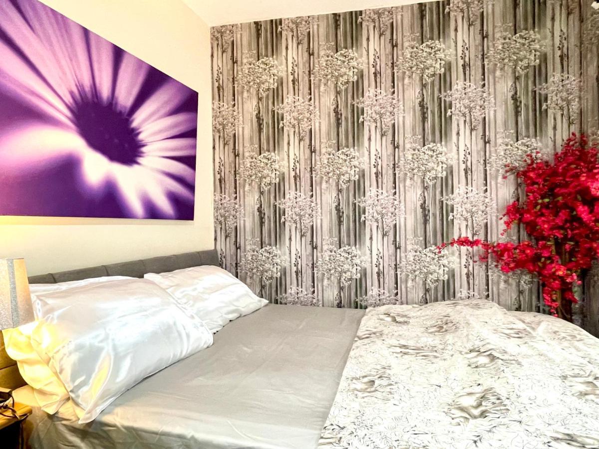 Comfy Double Bedroom With A Private Toilet Hospedagem domiciliar