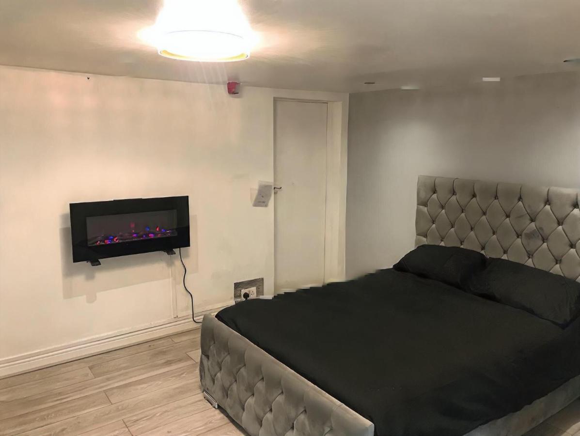 1 Bedroom By Stratford London