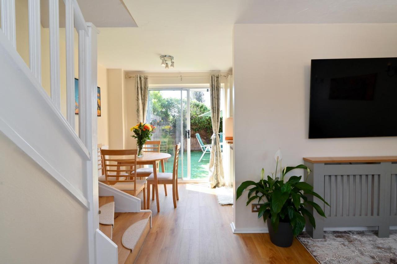 Modern House Near Canary Wharf, Excel, Greenwich Ferienhaus London