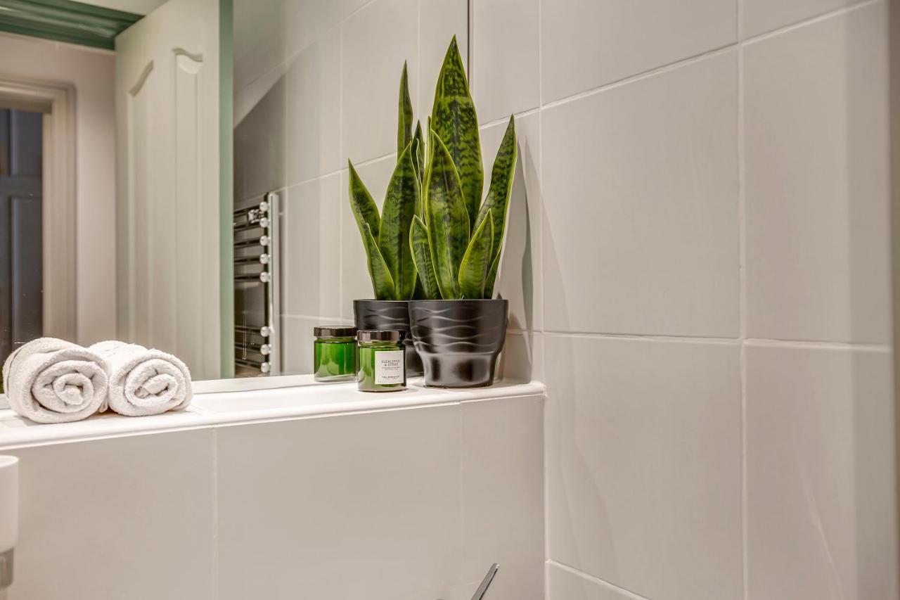 Earls Court Chic Flat In Prime Location Apartment London