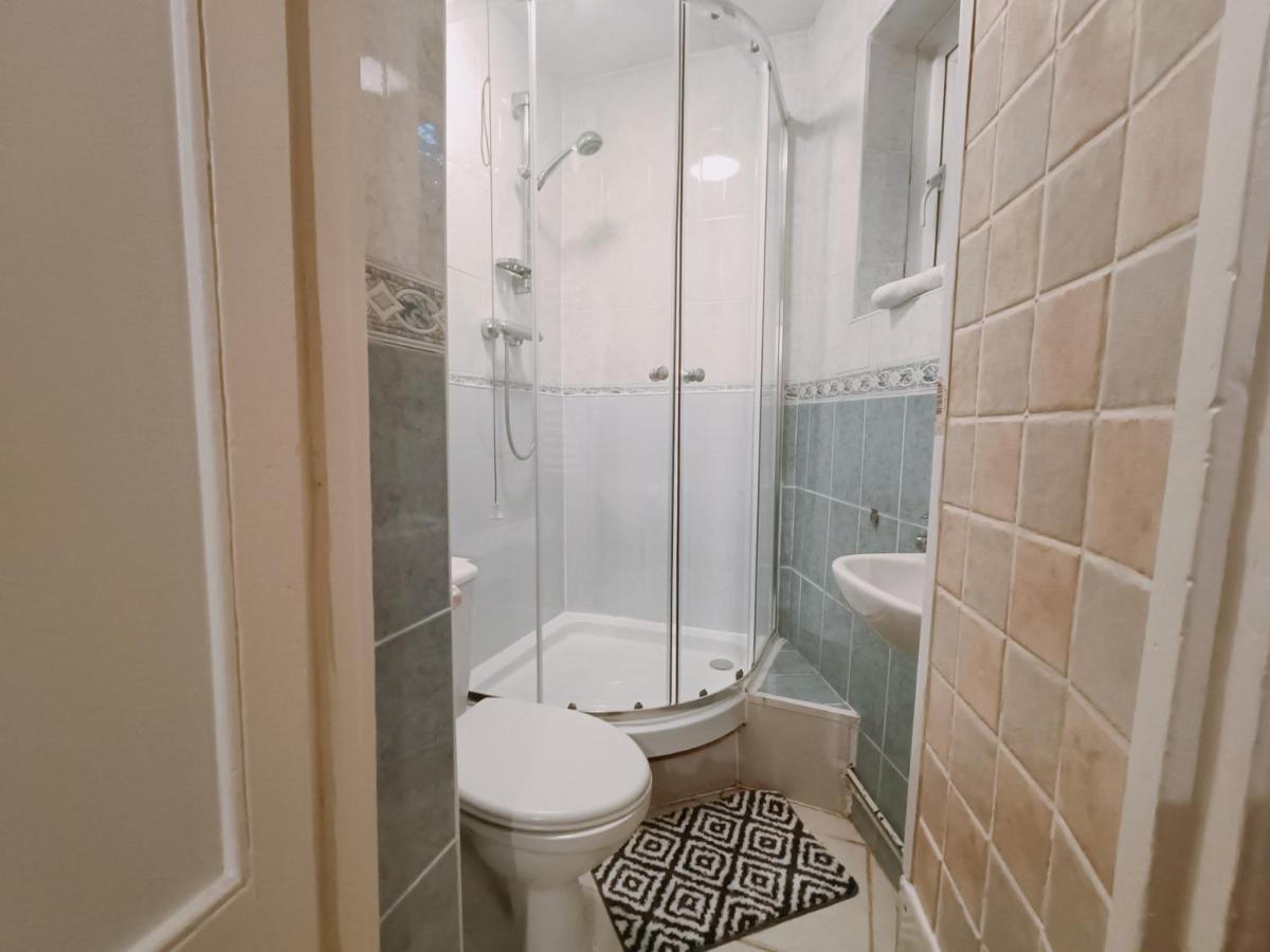 Studio Flat, Walthamstow, 25 Min To Oxford Street Apartment London
