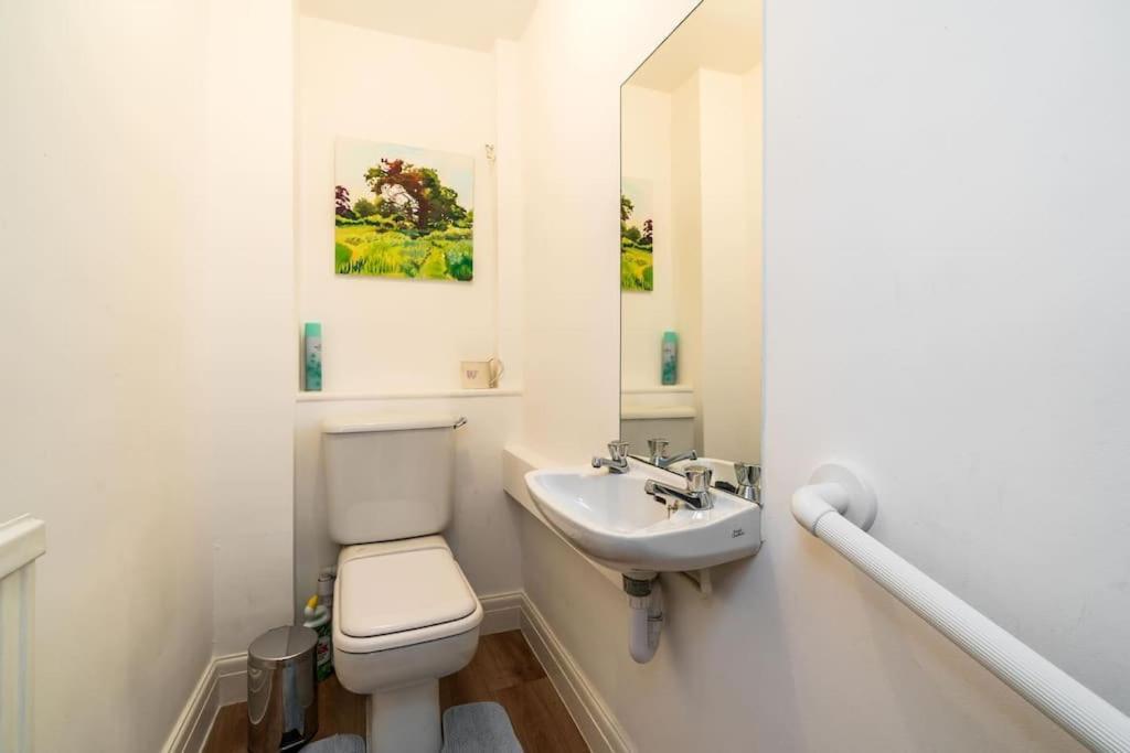 Spacious 2 Bed Garden Flat By The Thames+parking Apartamento *