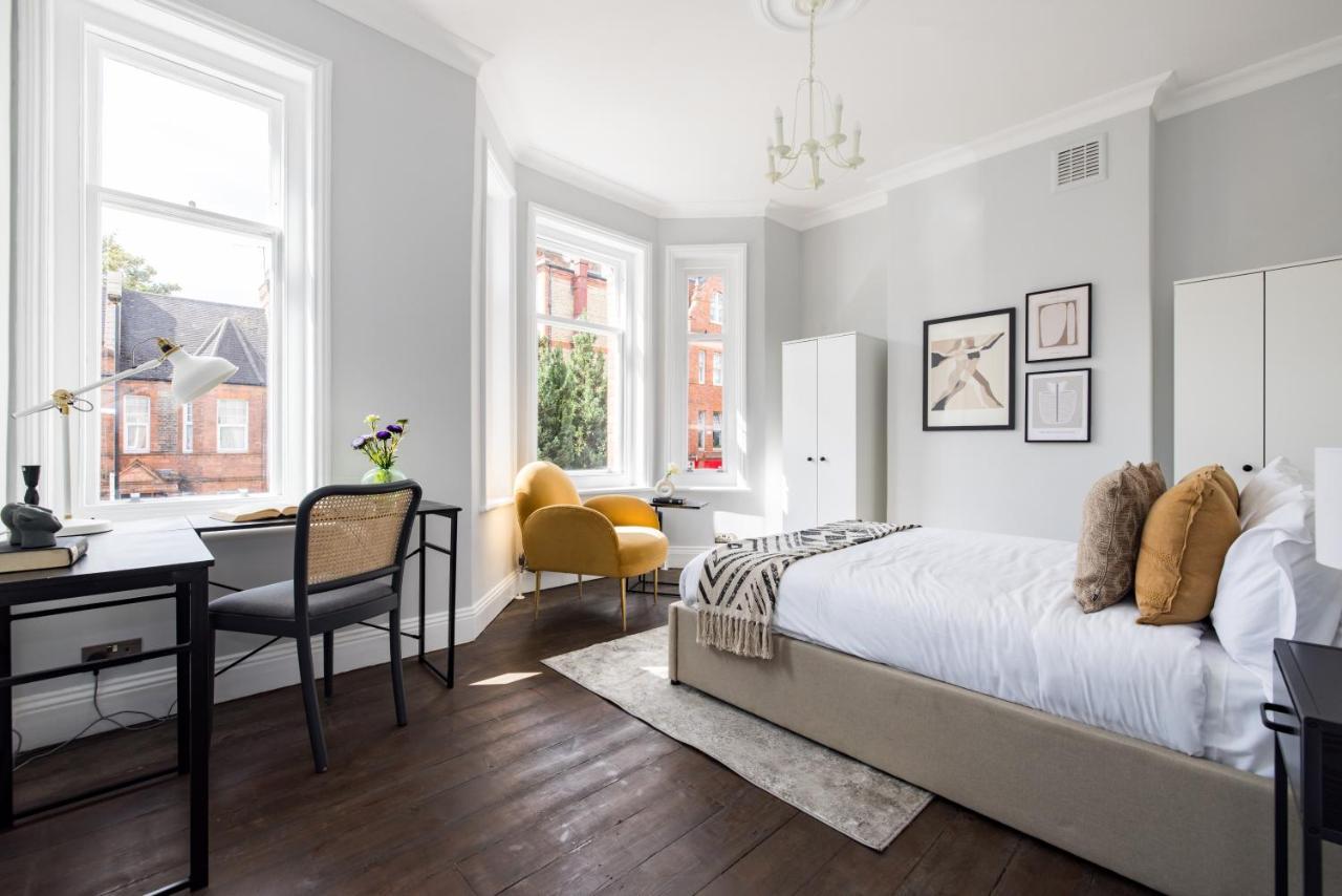 The Streatham Hill Wonder - Spacious 4bdr House With Garden And Terrace Apartment *