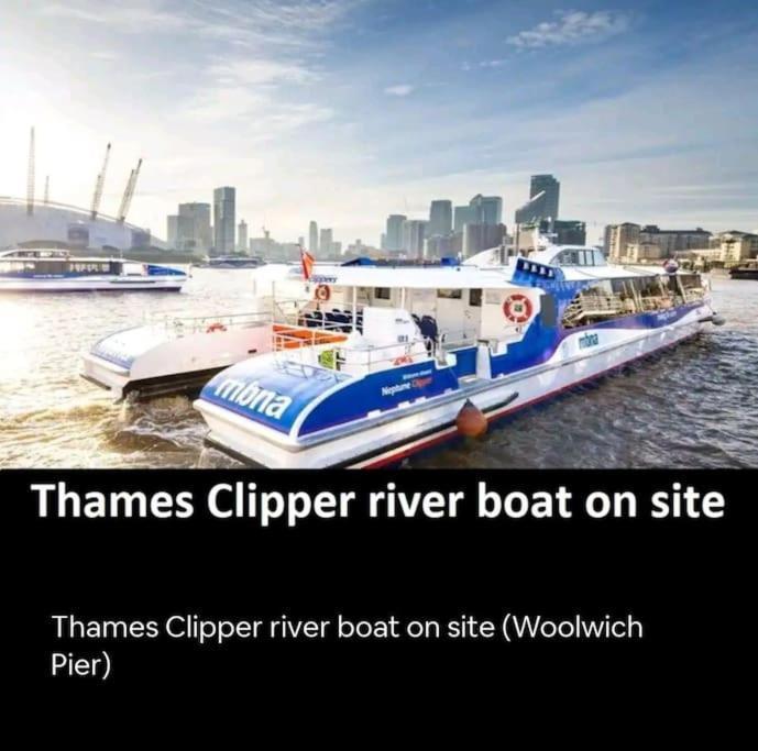 Snuggle Inn: Riverside With Thames Views London