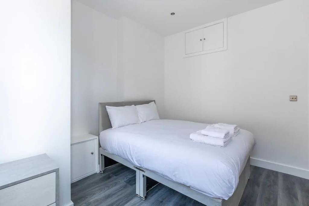 Apartamento Stylish 2-bed Flat In The Heart Of West Hampstead